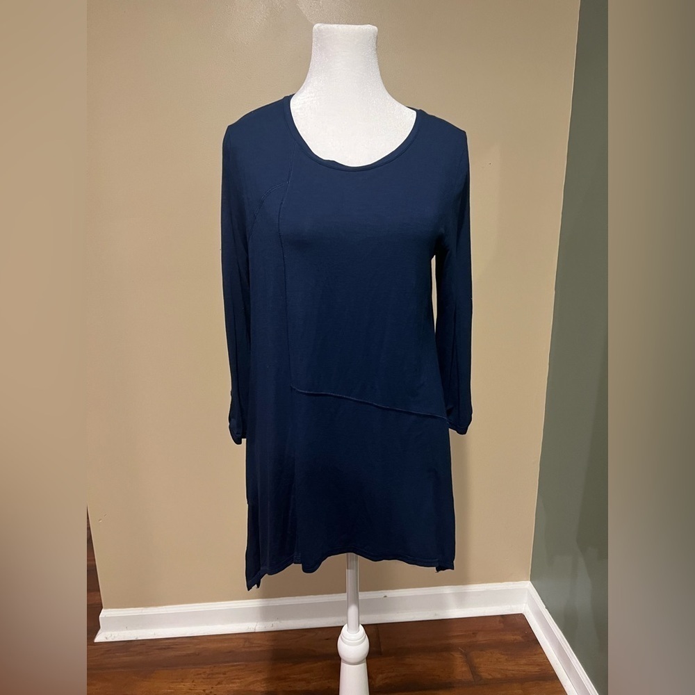 Zenergy by Chicos Womens Asymetrical Tunic Top Scoop Neck Sz 0/S Blue 3/4 Sleeve